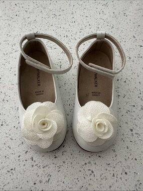 White Girls' Mary Jane Dress Shoes with Flower